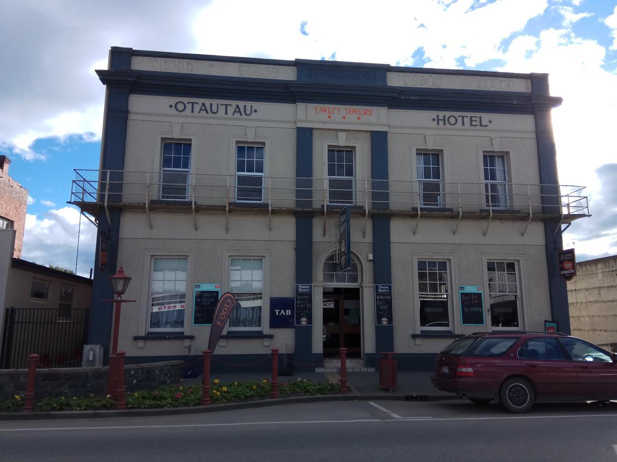 Otautau Hotel ภายนอก รูปภาพ